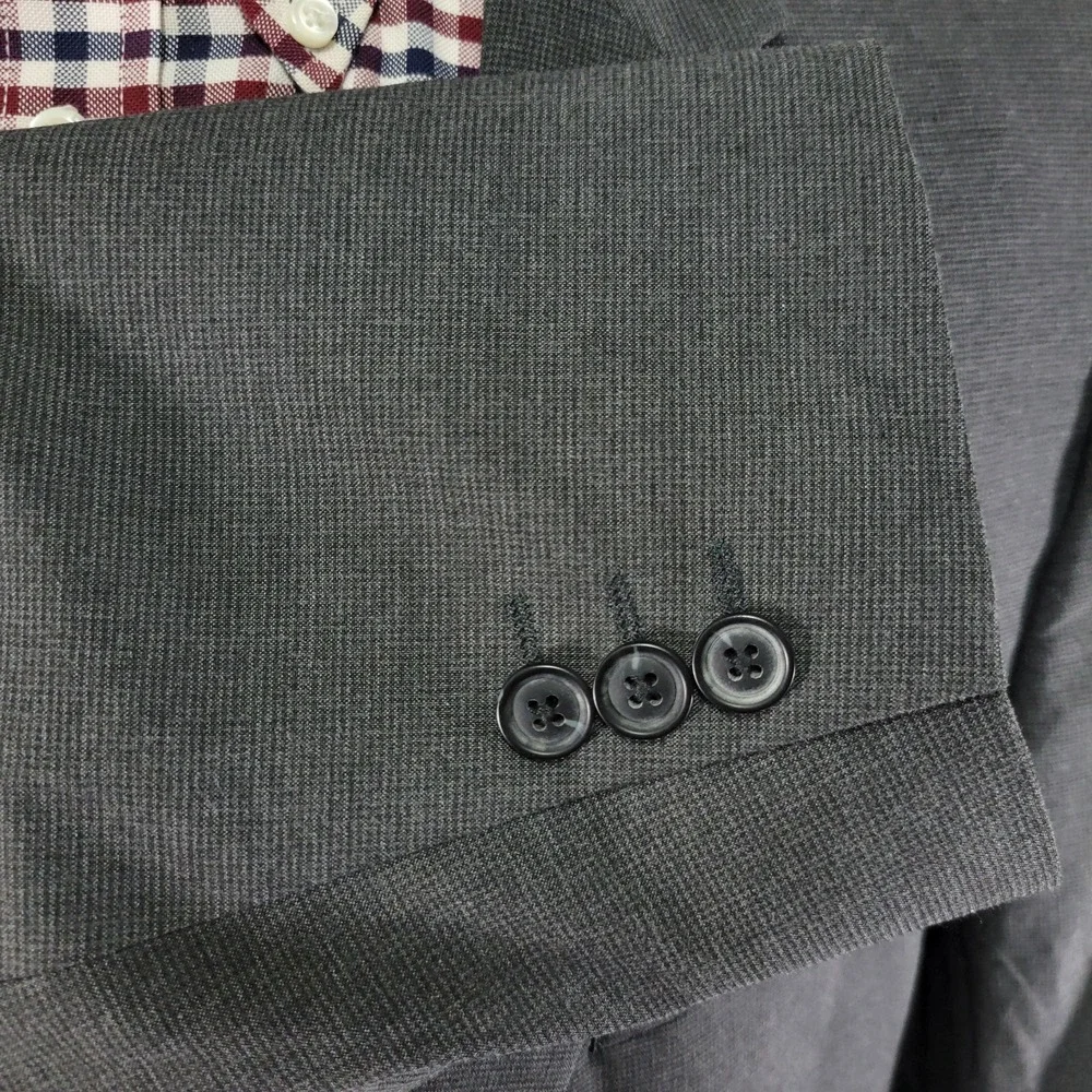 Haggar Men's Sport Coat Blazer Two Button Gray Polyester Viscose 46L‎